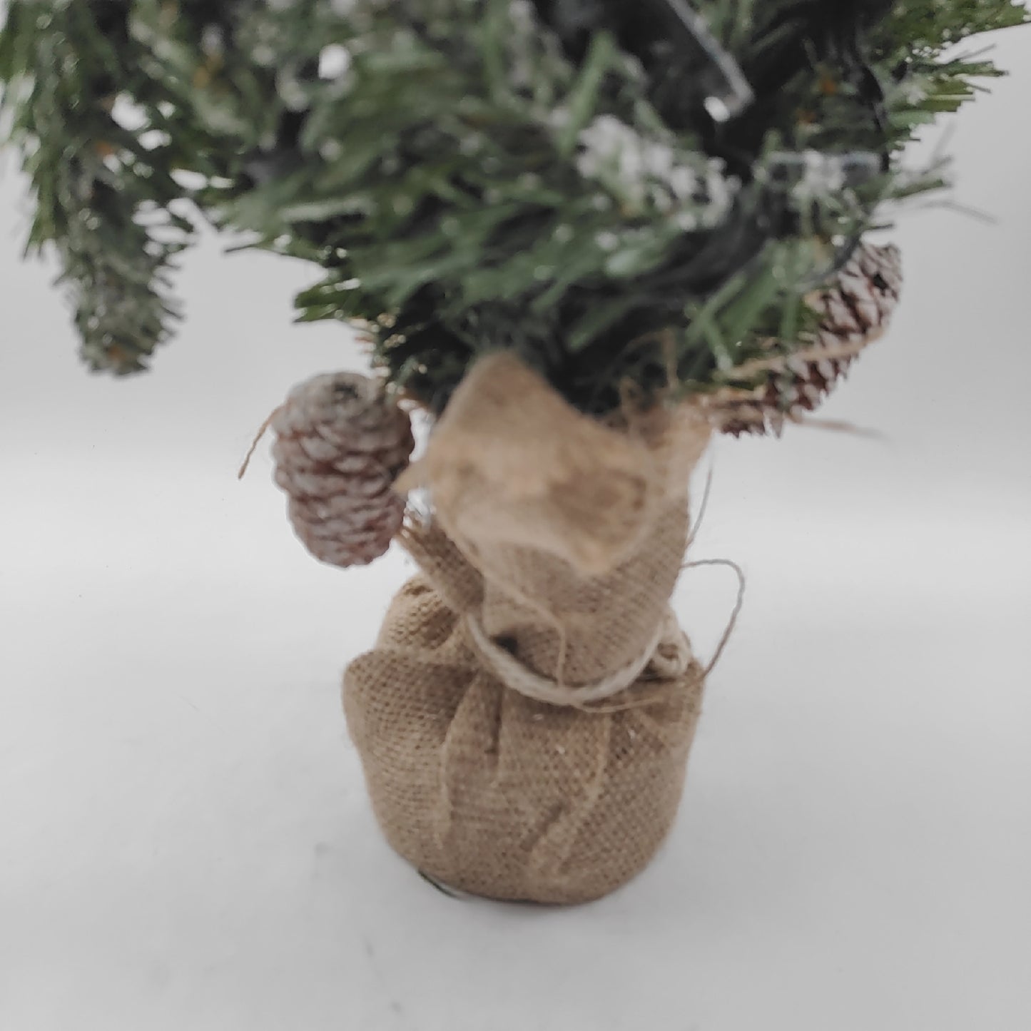 Fantask Weihnachtsbaum Mini Tannenbaum Weihnachtsdekoration 60cm Beleuchtet Tanne Klein