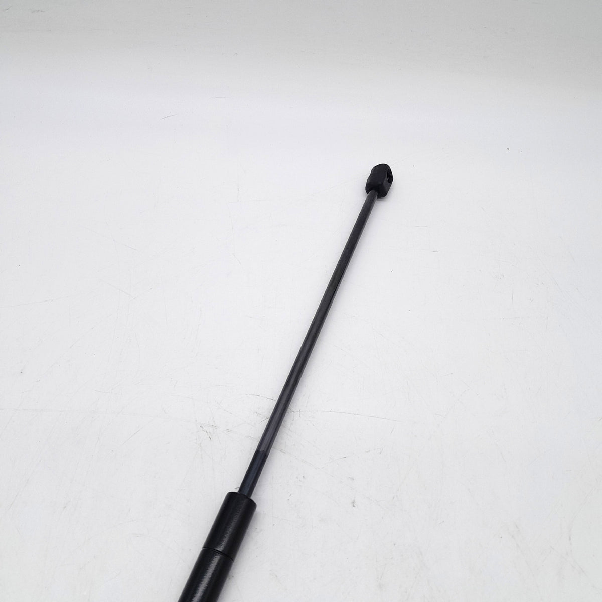 febi bilstein 24705 Gasdruckfeder für Motorklappe 1 Stück silber
