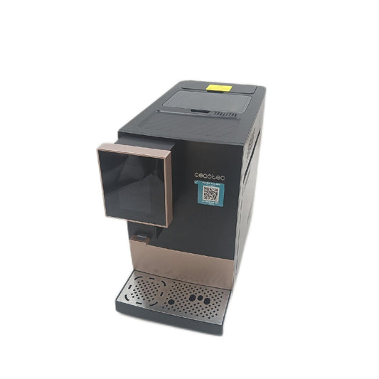 Cecotec kompakte superautomatische Kaffeemaschine Wifi Cremmaet gebraucht mit Kratzern voll funktionsfähig