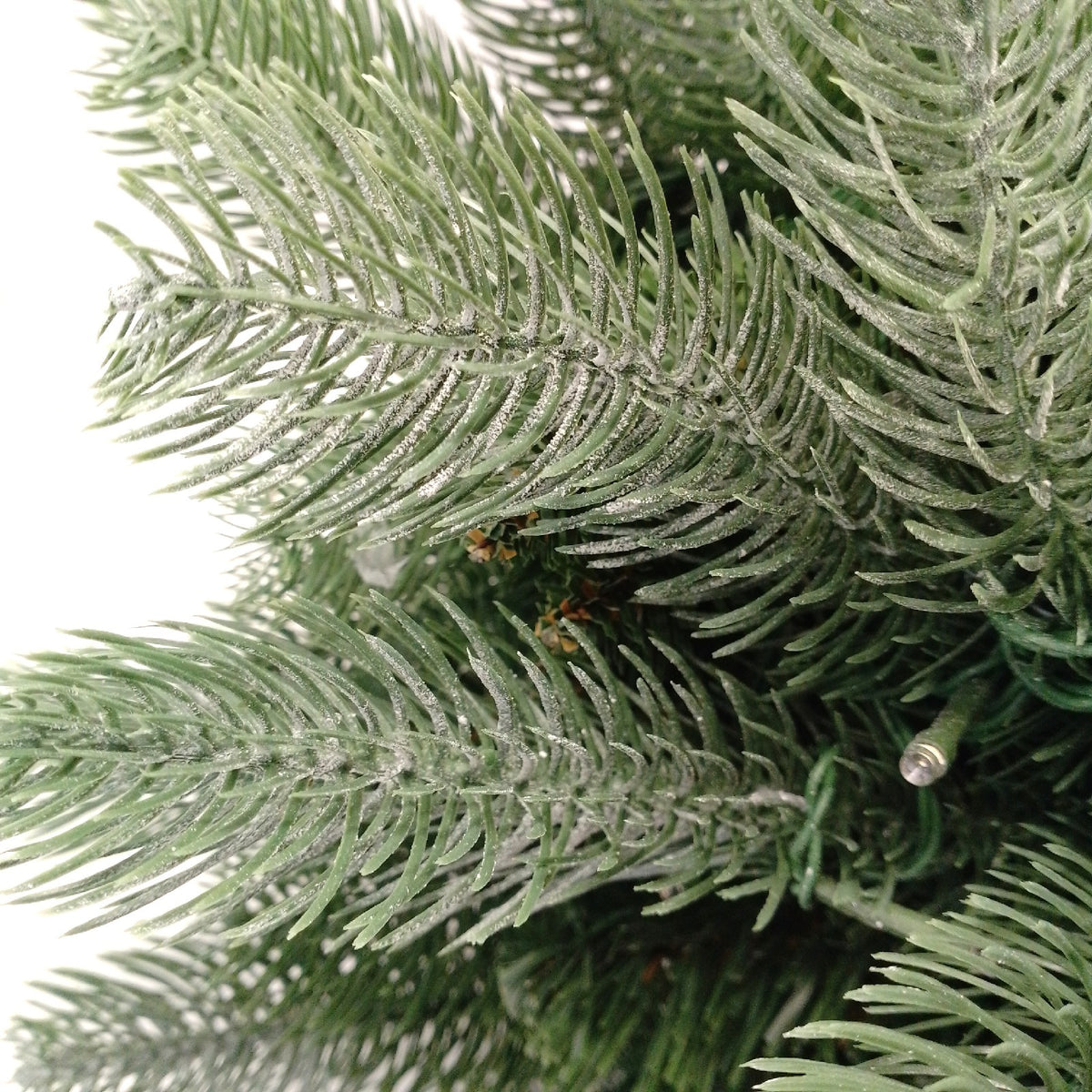 Künstlicher Weihnachtsbaum Spritzguss 210cm Beleuchtung Defekt Sehr Gut