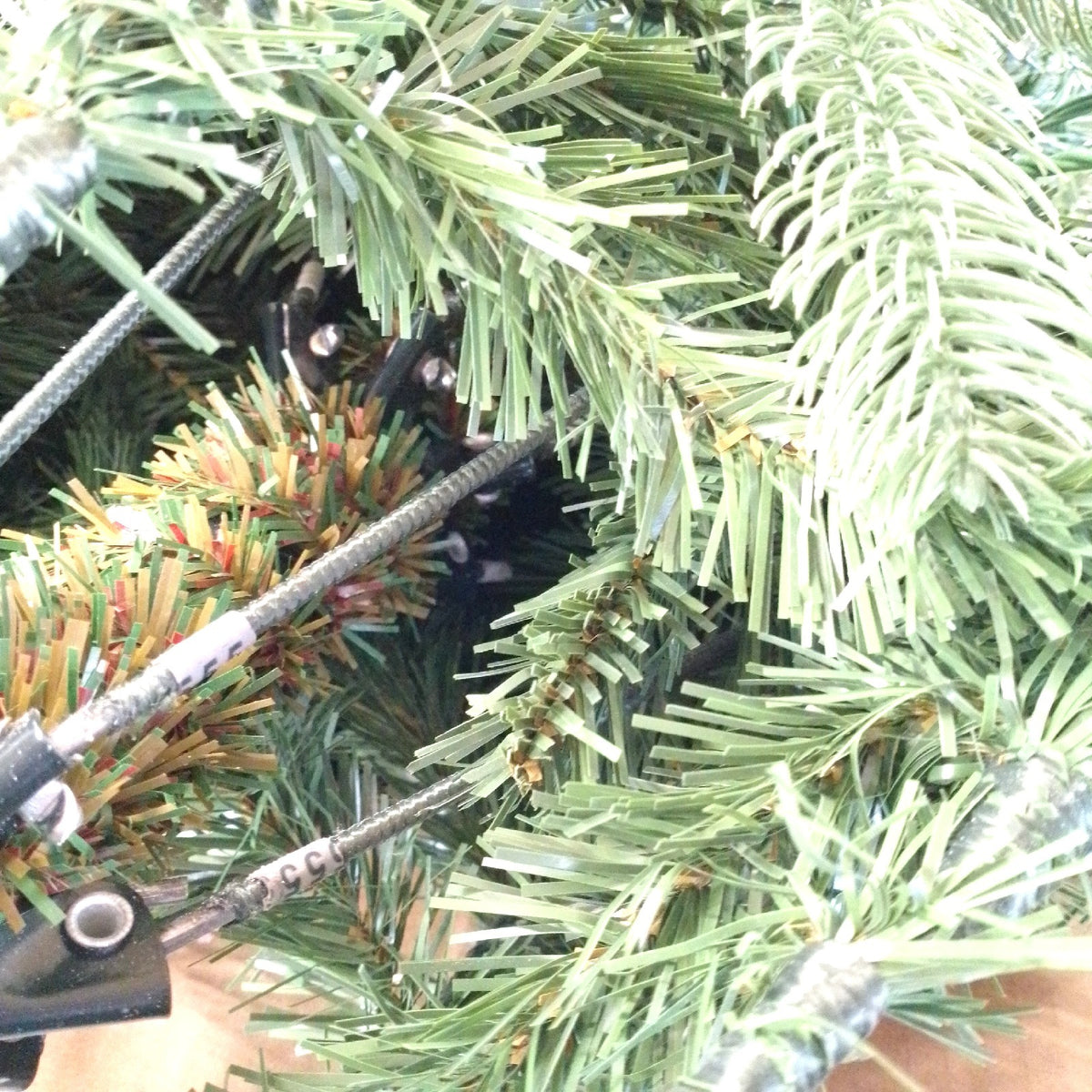 Künstlicher Weihnachtsbaum Spritzguss 210cm Beleuchtung Defekt Sehr Gut