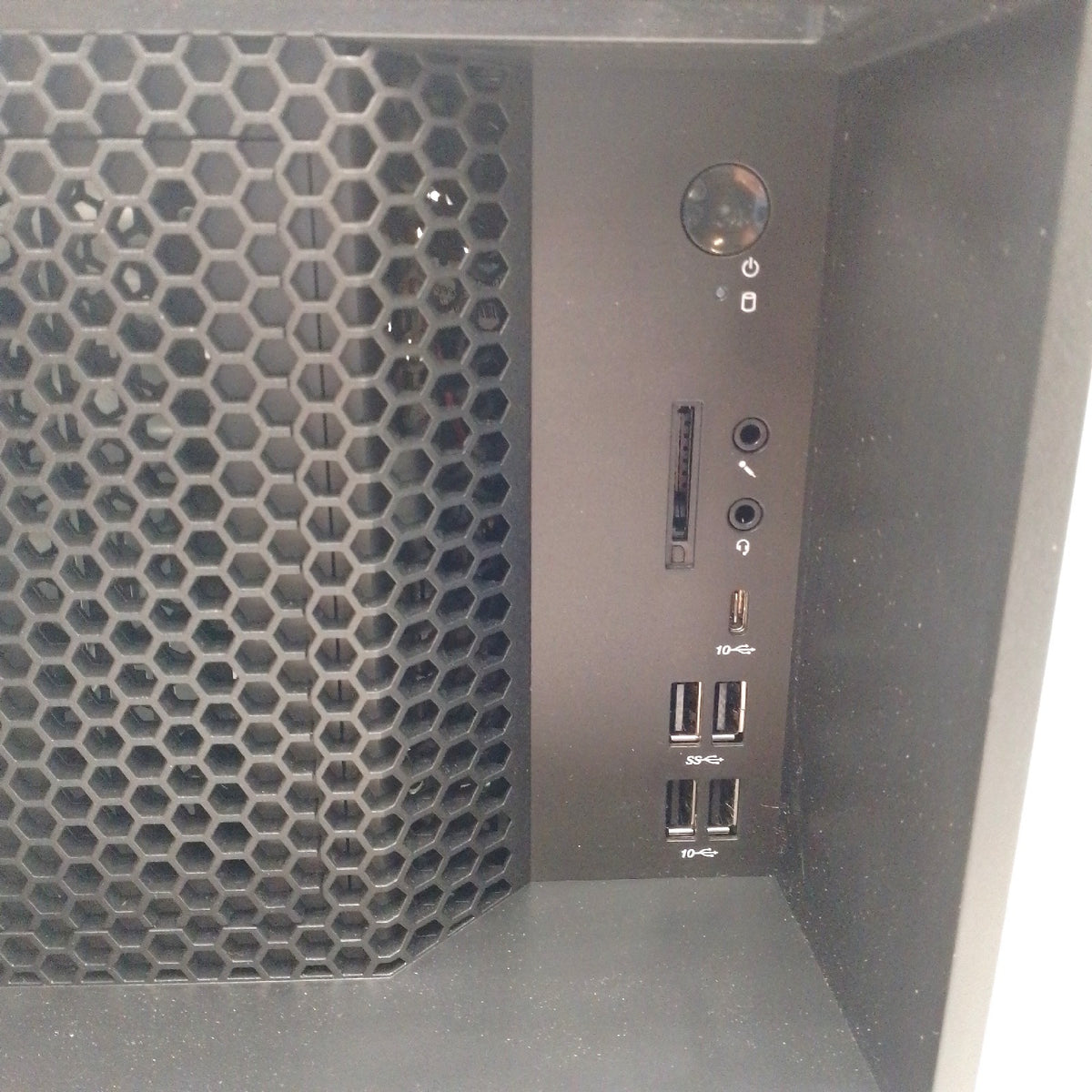 Lenovo TS P3 W680 i7 13700 16GB 512GB W11 Desktop-PC Unvollstädig