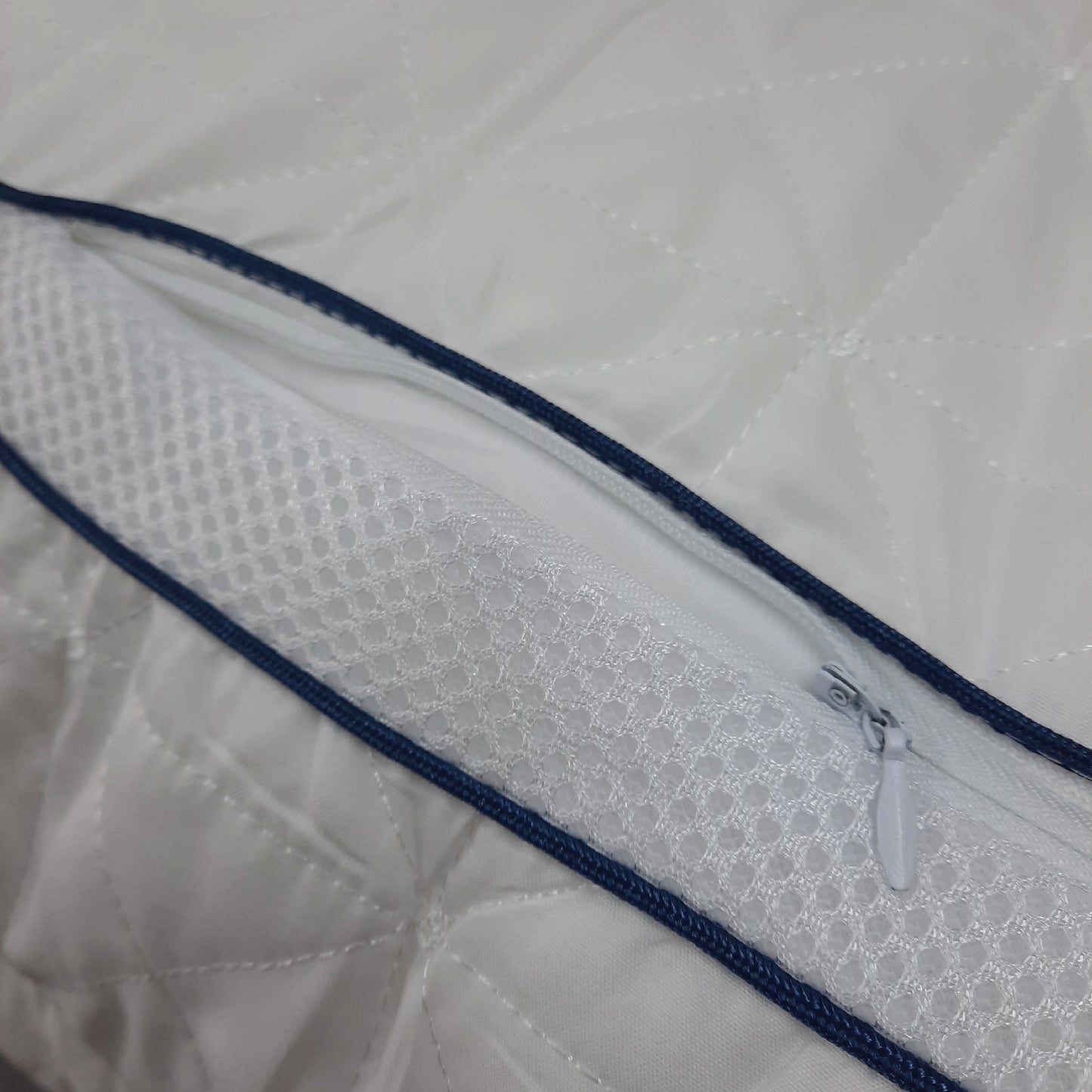 BedStory Kopfkiss  80x80 2er Set Kiss  80x80 Reißverschluss 2x1500g Mikrofaser",