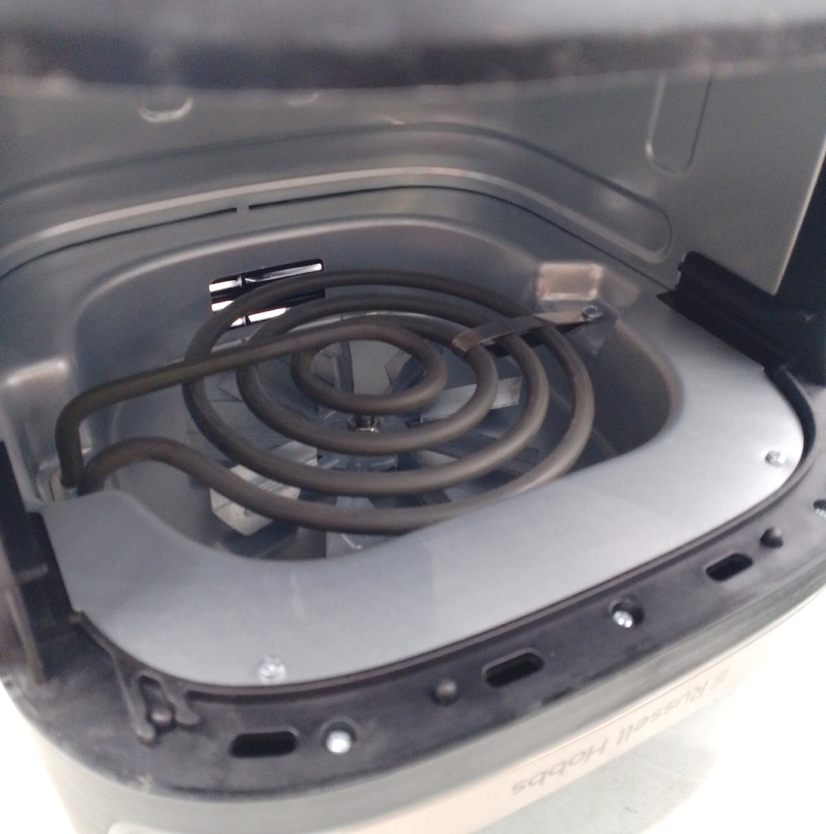 Russell Hobbs Heissluftfritteuse 43L Rapid AirFryer Defekt