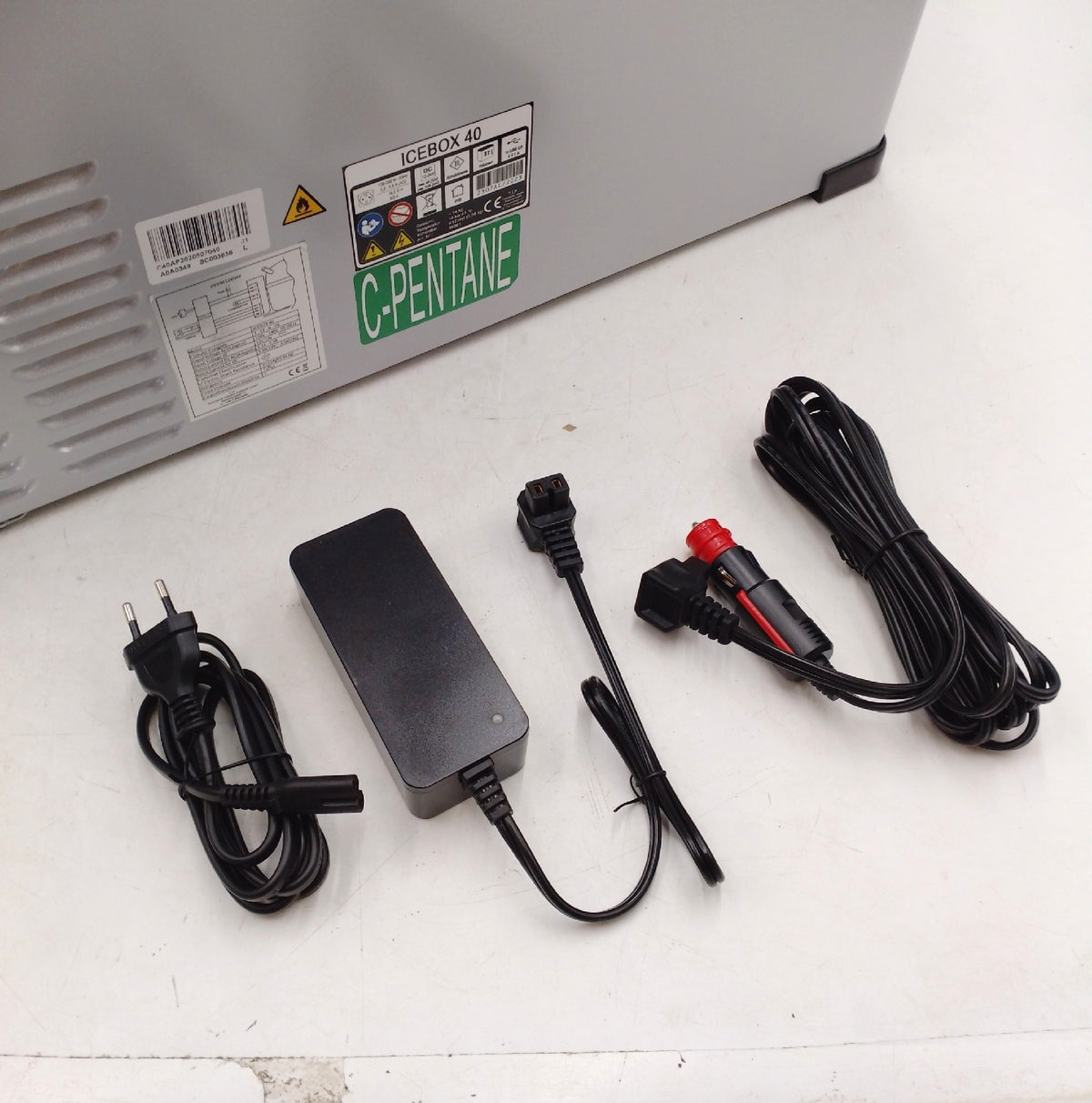 Cross Tools Elektrischer Kühler Kühlgeräte Icebox 40 Mobiles Kühlen Camping