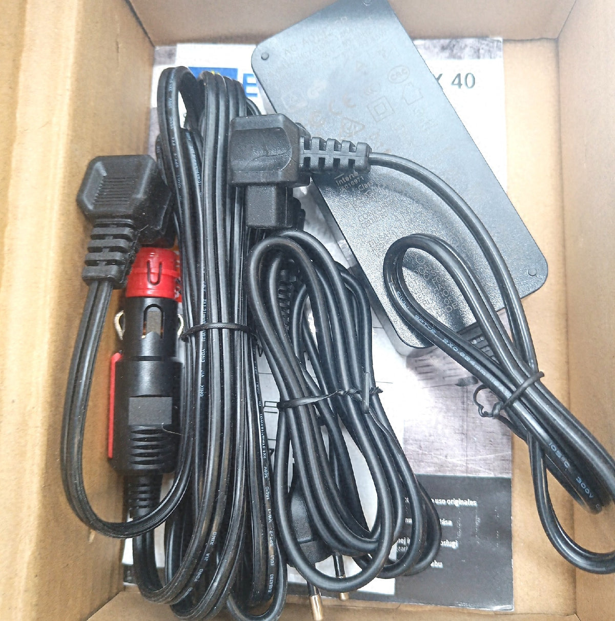 Cross Tools Icebox 40 Elektrischer Kompressor Gefrierkuehler Coolbox kuehlt bis 2 Grad