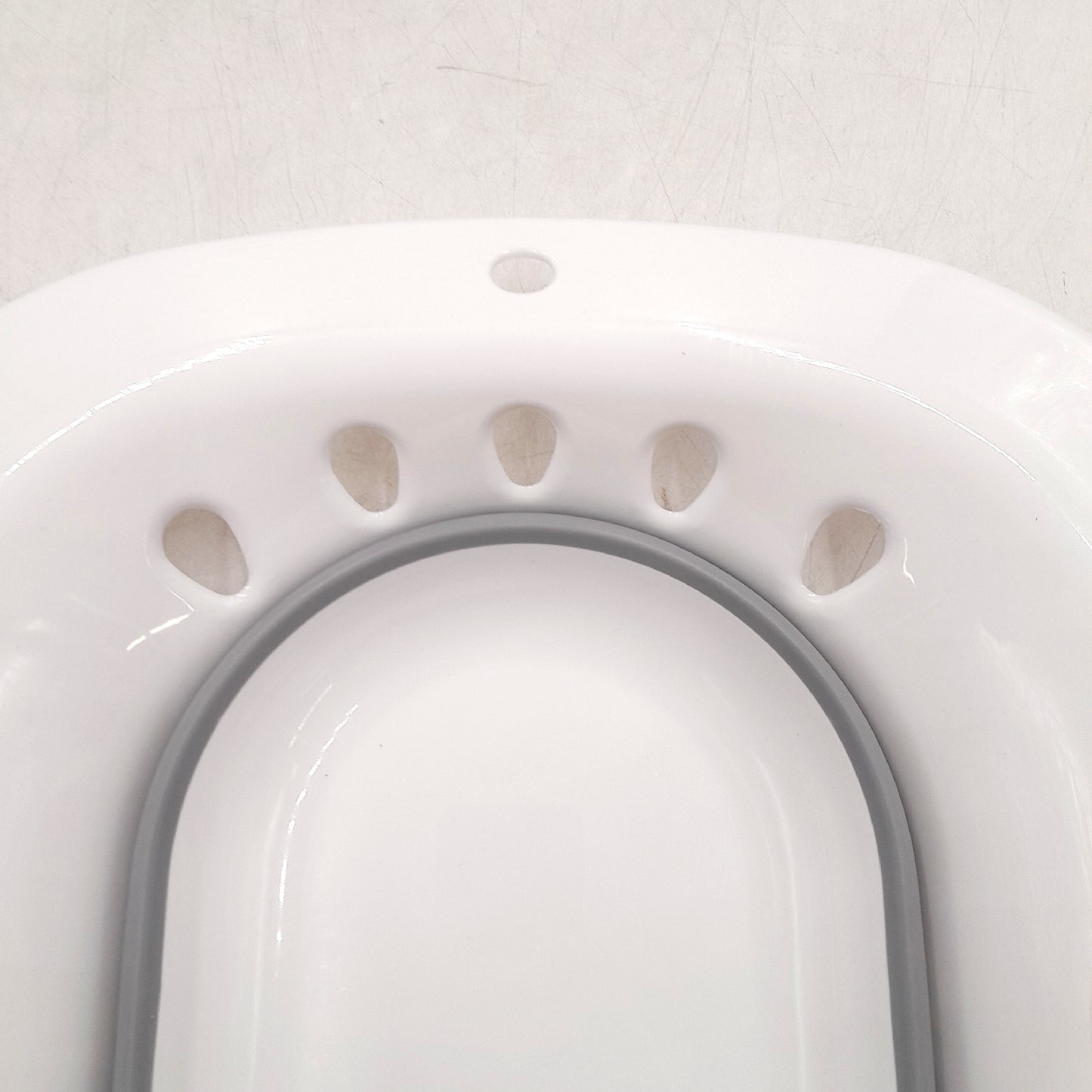 Cornat Bidet Toiletteneinsatz Badaccessoires Passend für gängige WC Sitz Modelle
