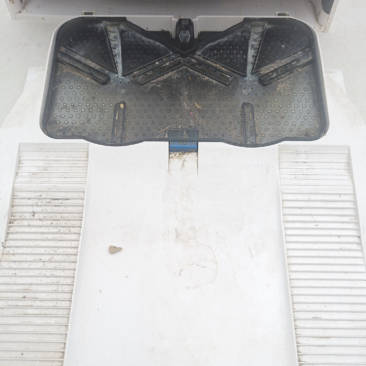 ECOVACS DEEBOT T30 PRO OMNI Saugroboter Wischfunktion TrueEdge Moppin Zero