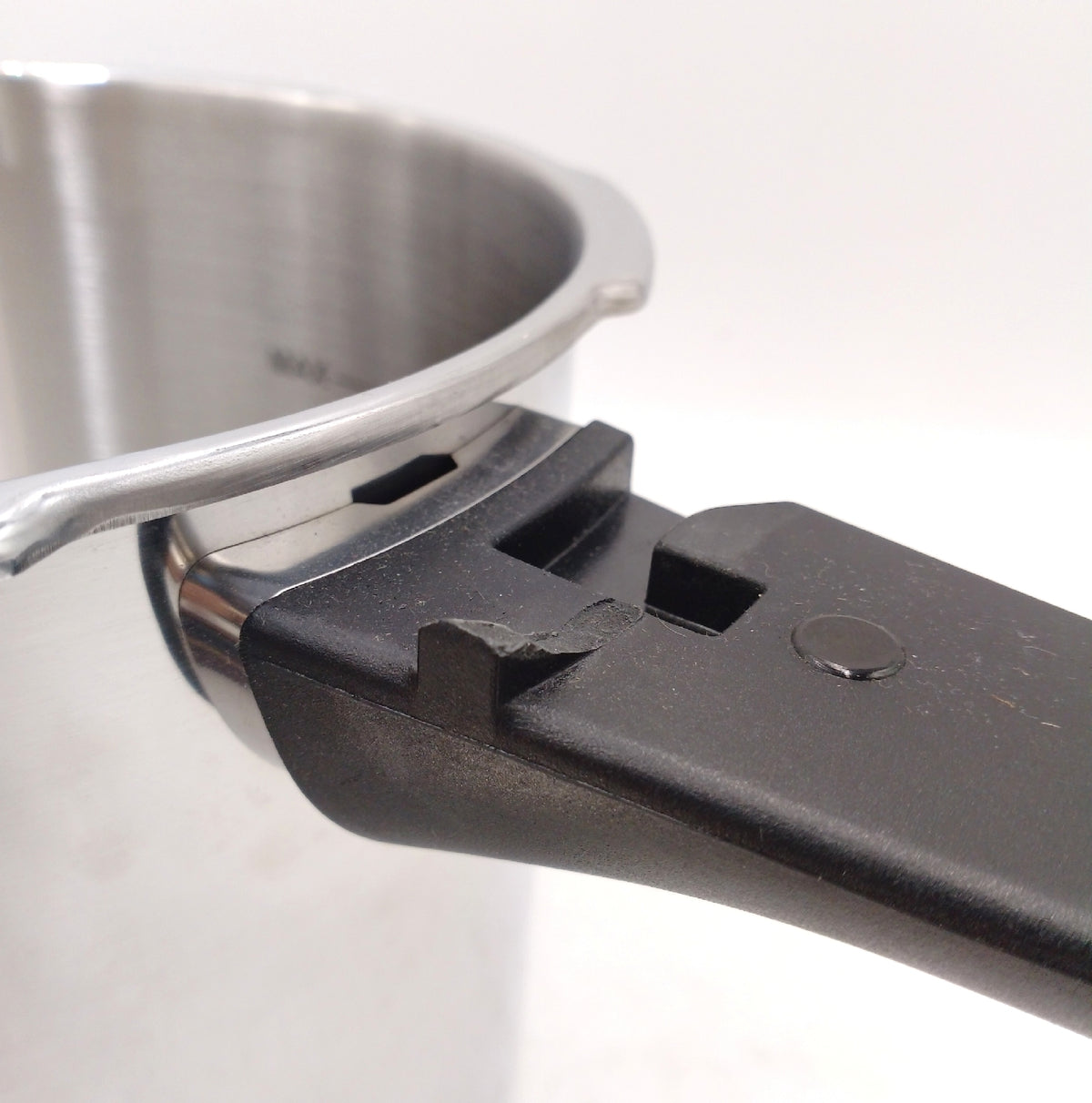 Profi Edelstahl Schnellkochtopf 9 ltr Induktion Vitesse gebrochene Deck