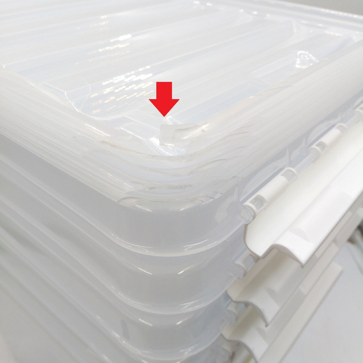 SmartStore 25L Aufbewahrungsboxen Plastik 6er Alle Deckel Gebrochen
