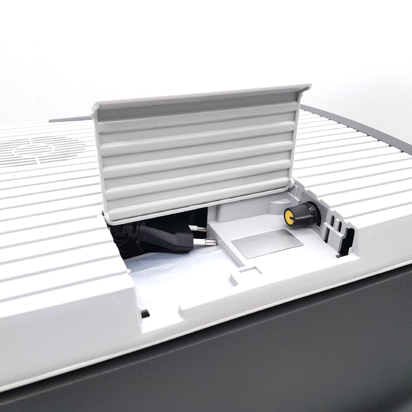 AEG Kühlbox Autozubehör KK 28 Liter Thermoelektrische Kühlung