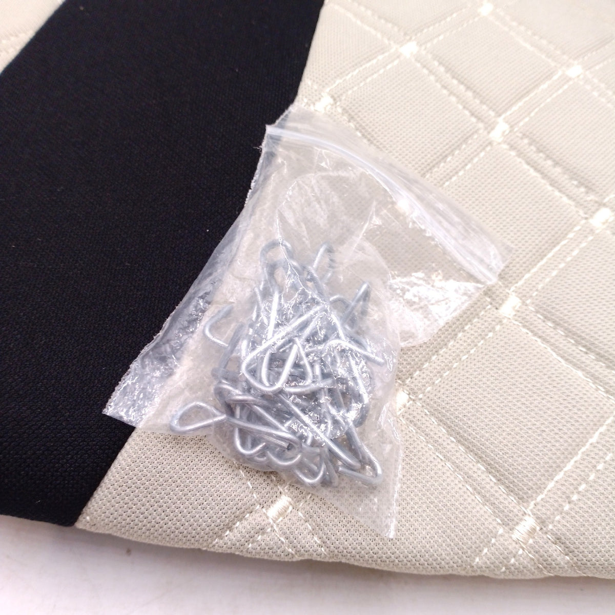 Bremer Sitzbezüge Maß Piloten Schonbezüge Sitzbezüge 2er Set schwarz beige inklusive Armlehnenbezüge