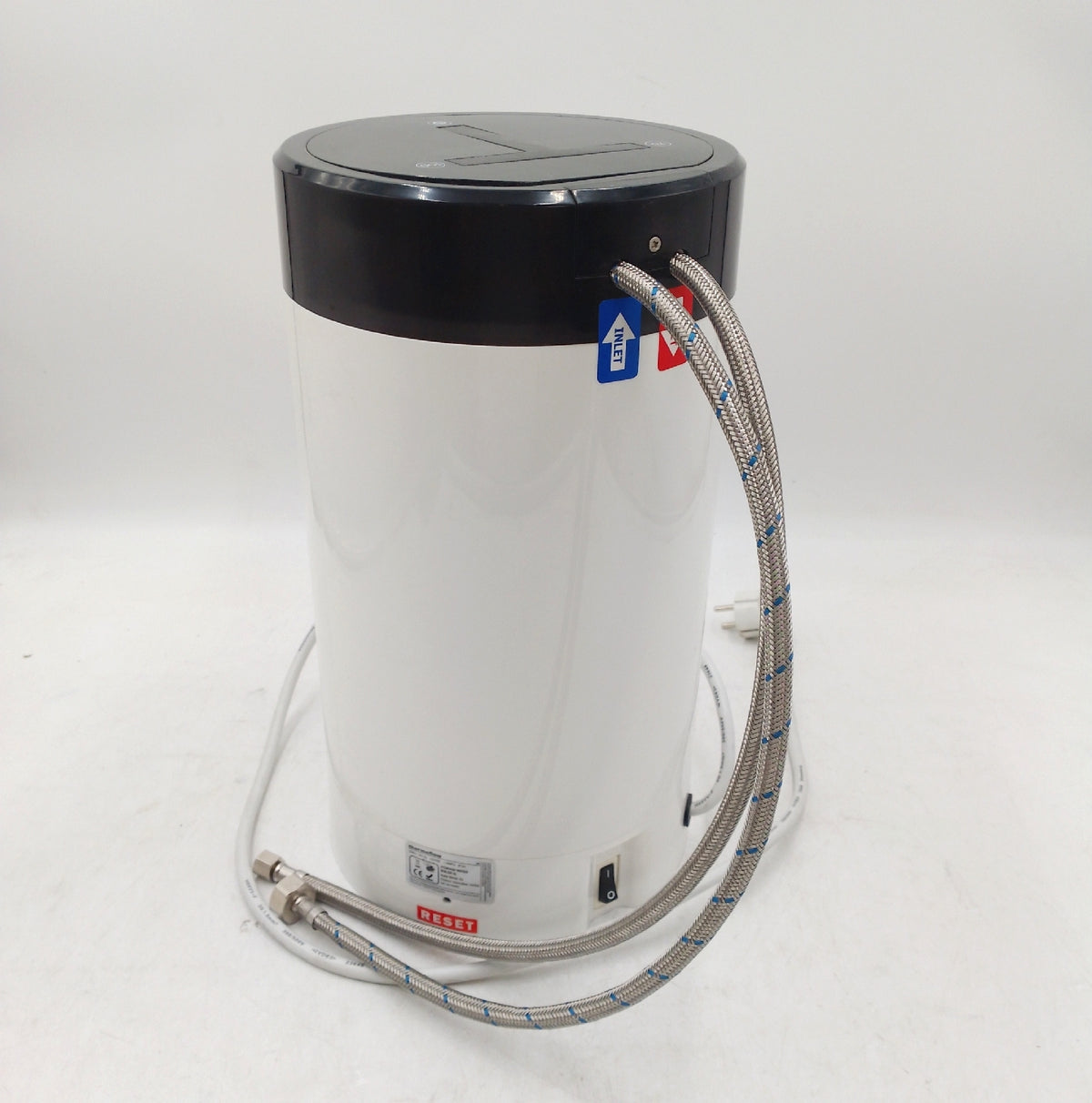 Heisswassergeraet 5 Liter Boiler 22 kW Anschluss unvollstaendig Krat