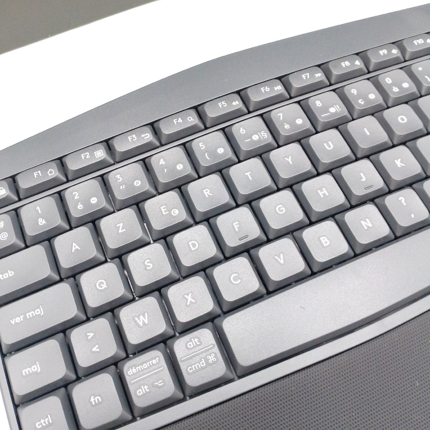 Logitech Tastatur und Maus Set Computer Zubehör MK850 Combo Kabellos Komfort