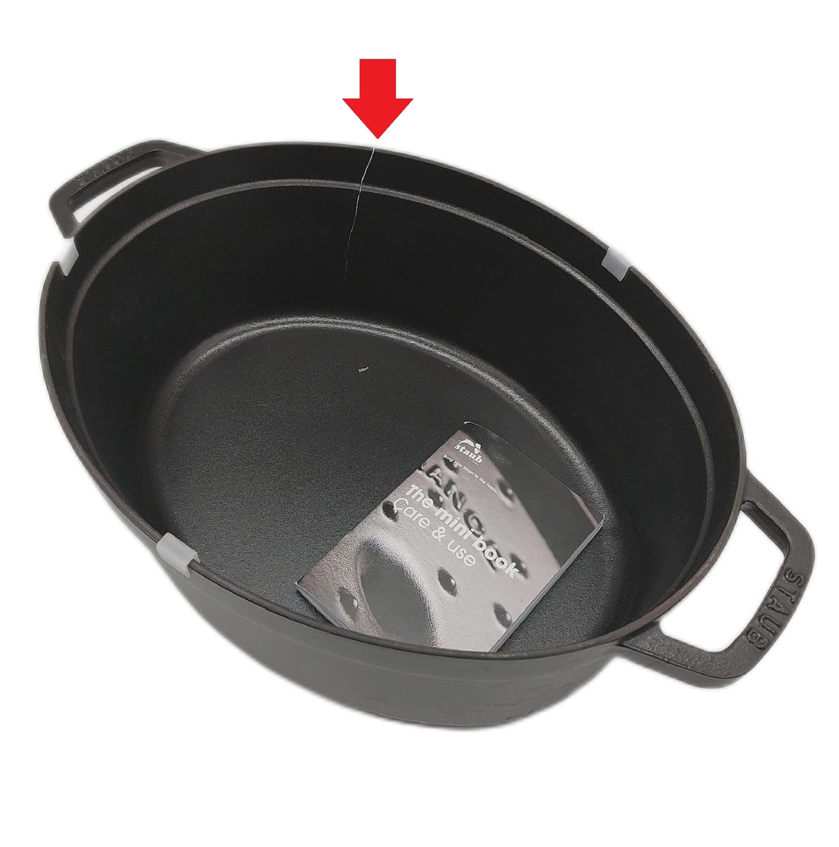 STAUB Gusseisen Bräter Cocotte Oval 37 cm 8 L Bruch Riss