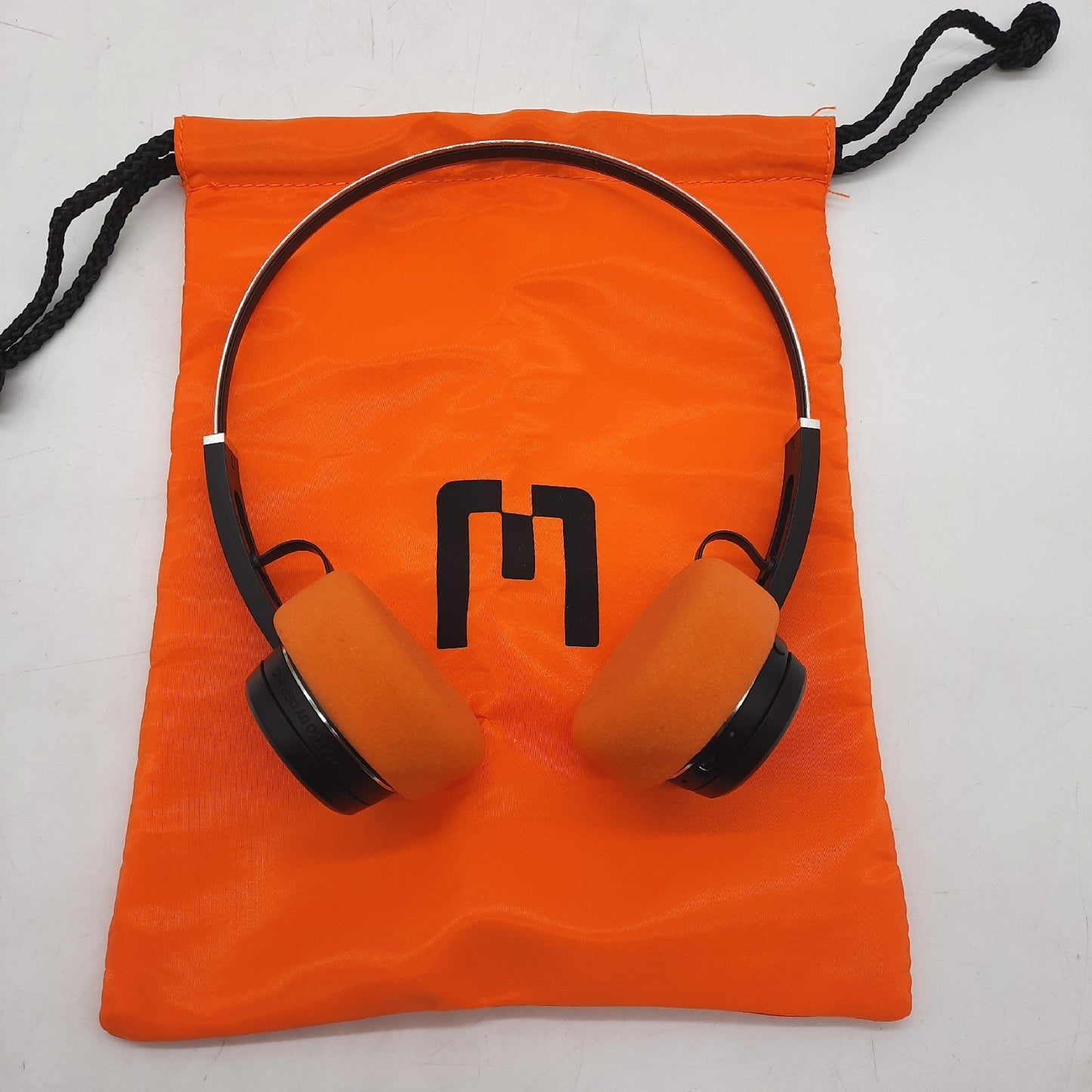 MONDO Kopfhörer On Ear Bluetooth Audio Schwarz Komfort aufladbar kabellos Musik