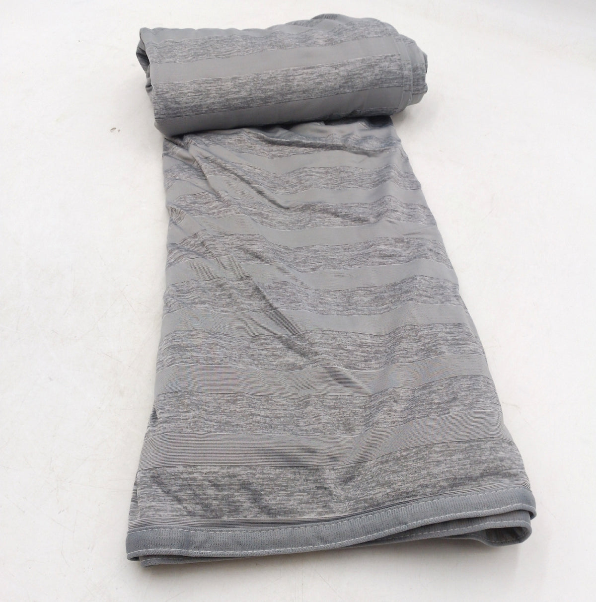 EMME Kühldecke ArcChill QMax über 0 5 230 x 230 cm Kühlende Decke 2 in 1