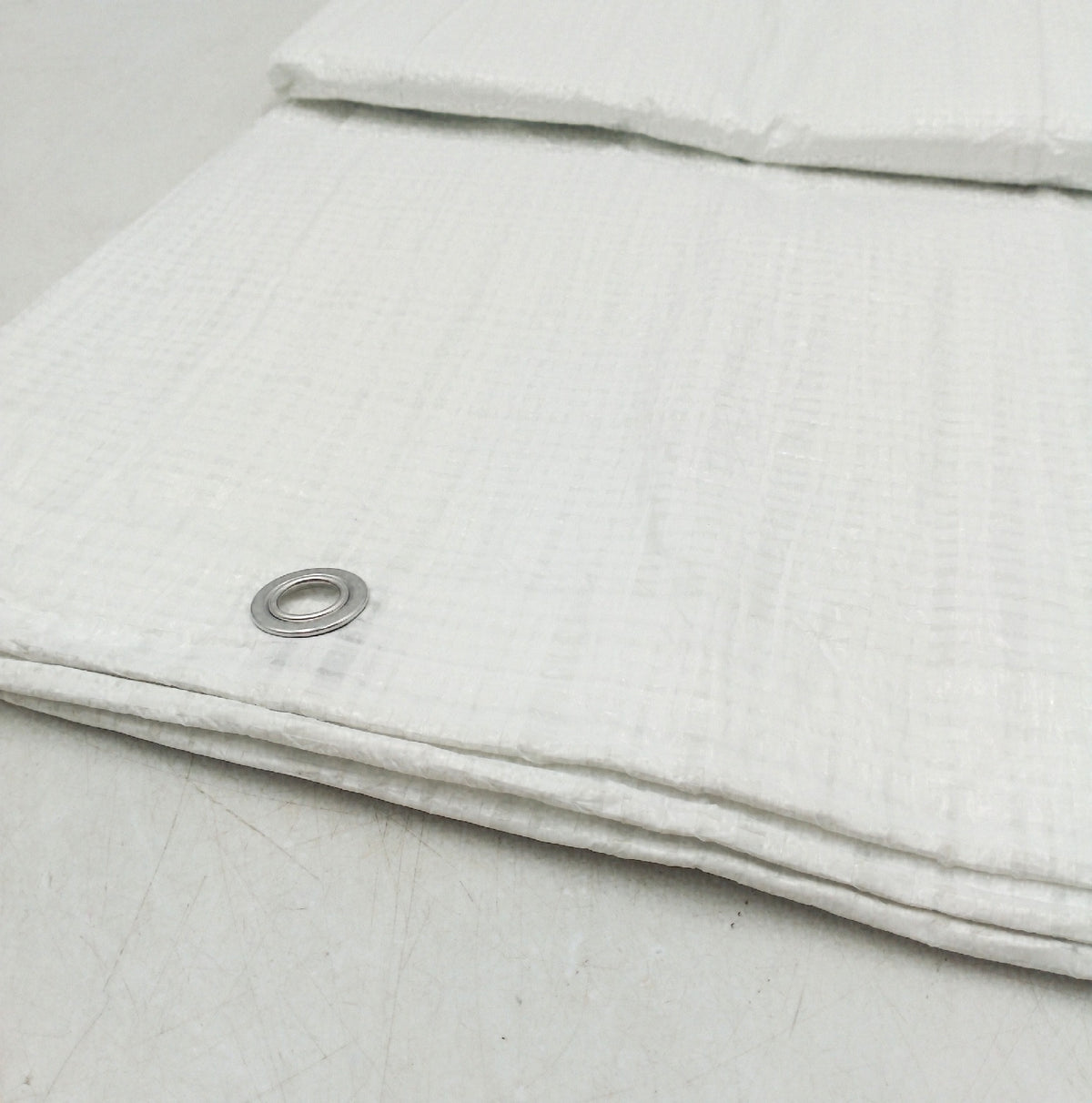Weiße Abdeckplane 3 x 3 m wasserdicht 55 gm² mit Ösen Autoabdeckung Schutzplane