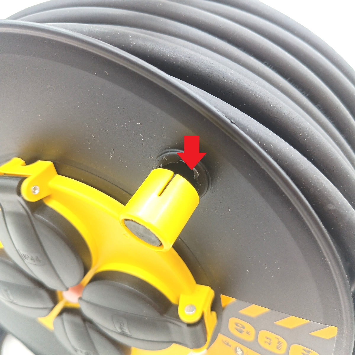 Velamp REELARTFR40 Kabeltrommel professionell wasserfest IP44 Kabel 40 m Gummi 3G25 mm2 4 Steckdosen Stahlgehäuse schwarz