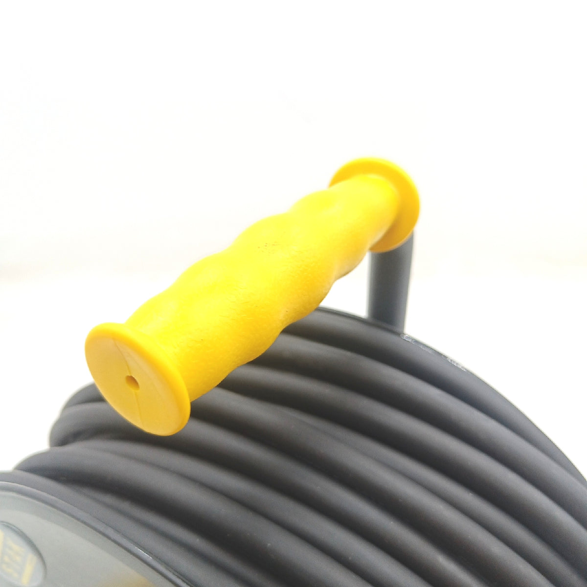 Velamp REELARTFR40 Kabeltrommel professionell wasserfest IP44 Kabel 40 m Gummi 3G25 mm2 4 Steckdosen Stahlgehäuse schwarz