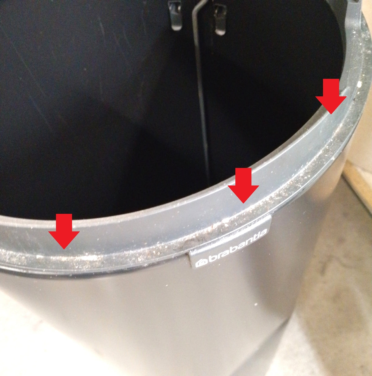 Brabantia Treteimer Inneneimer Stahl Schwarz 30L starke Gebrauchsspuren Krat