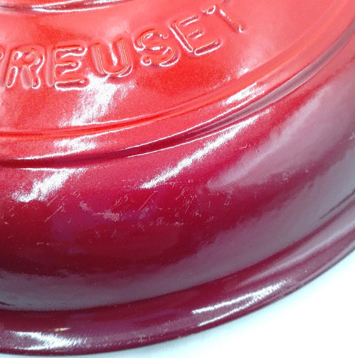 Le Creuset Signature Deckel emailliertes Gusseisen rund mit Gebrauchsspuren