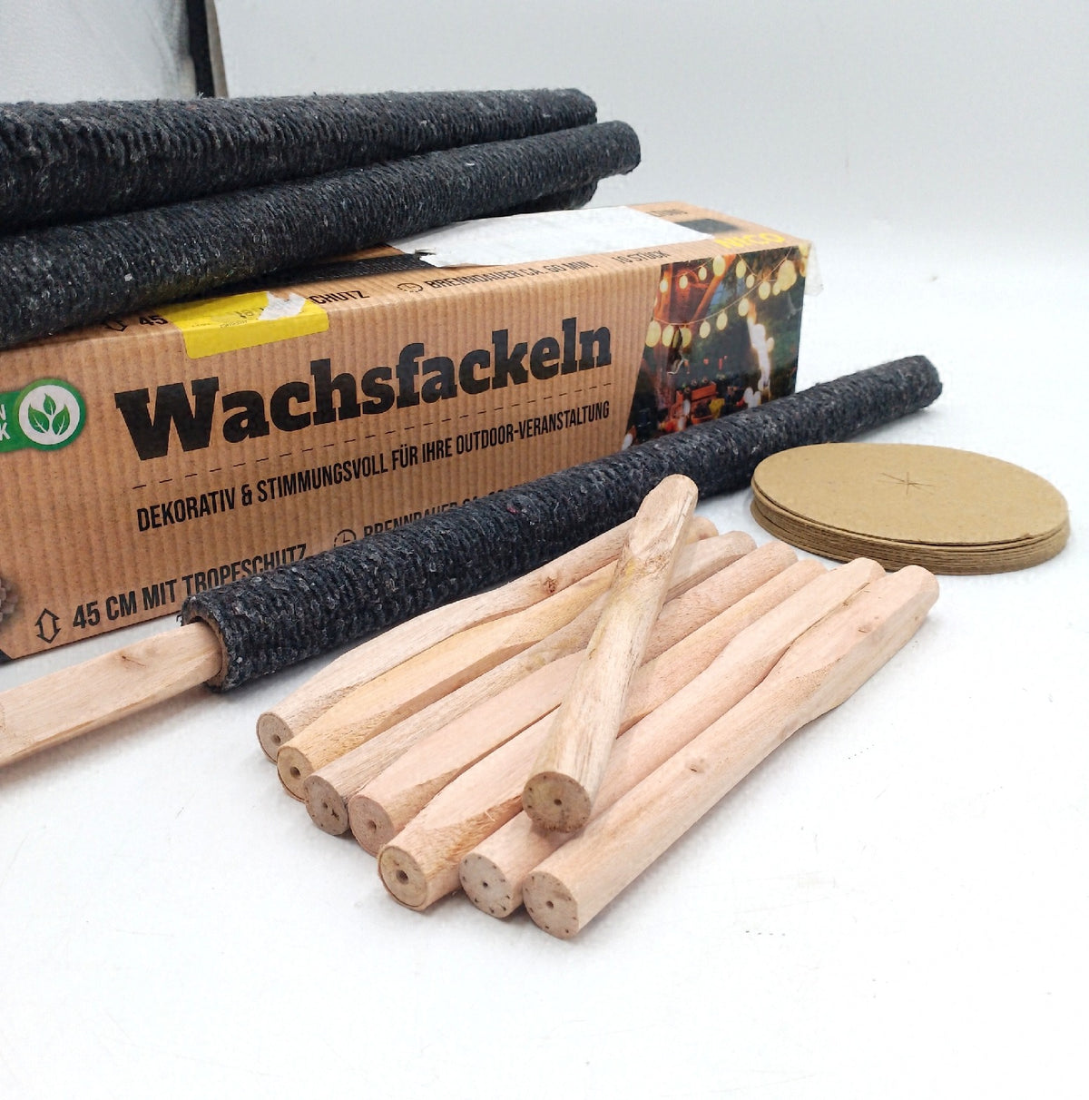 Nico Feuerwerk 10 Stück Wachsfackeln Brenndauer 60 Min hochwertige Fackeln