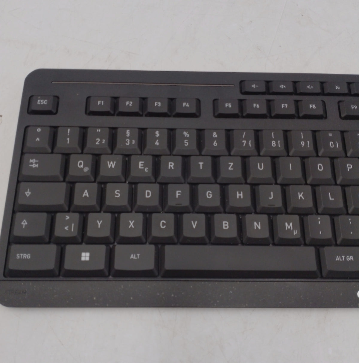 CHERRY Stream Desktop Kabellose Tastatur Maus Deutsch QWERTZ Schwarz ohne Dongle und