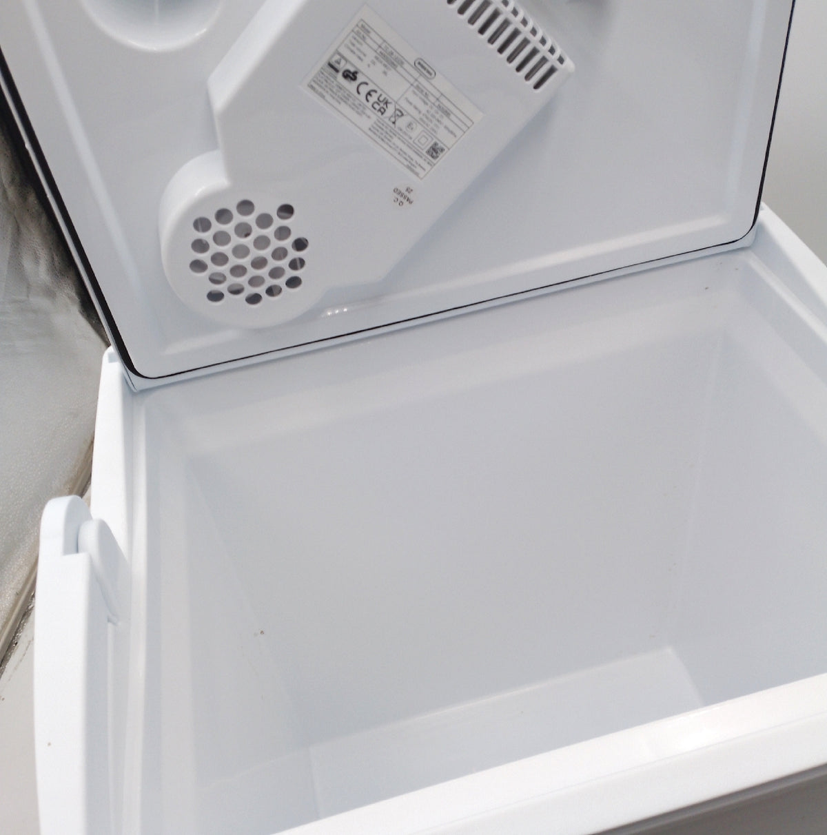 Mobicool ME27 Tragbarer elektrischer Kuehlschrank 26 Liter 12V Def