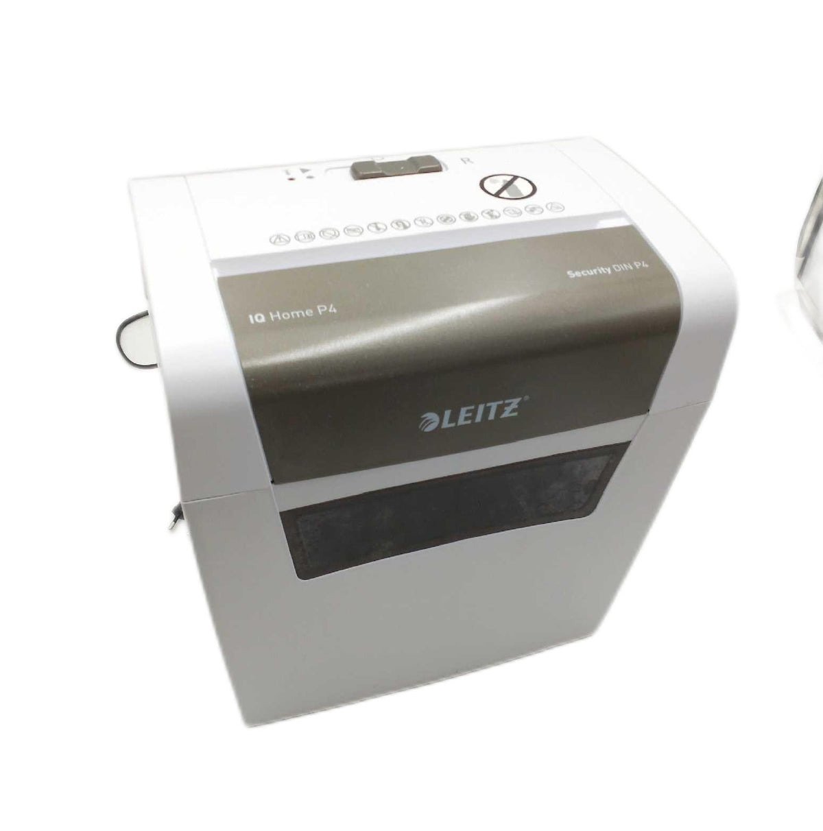 Leitz IQ Home Partikelschnitt Aktenvernichter P4 6 Blatt 15 L