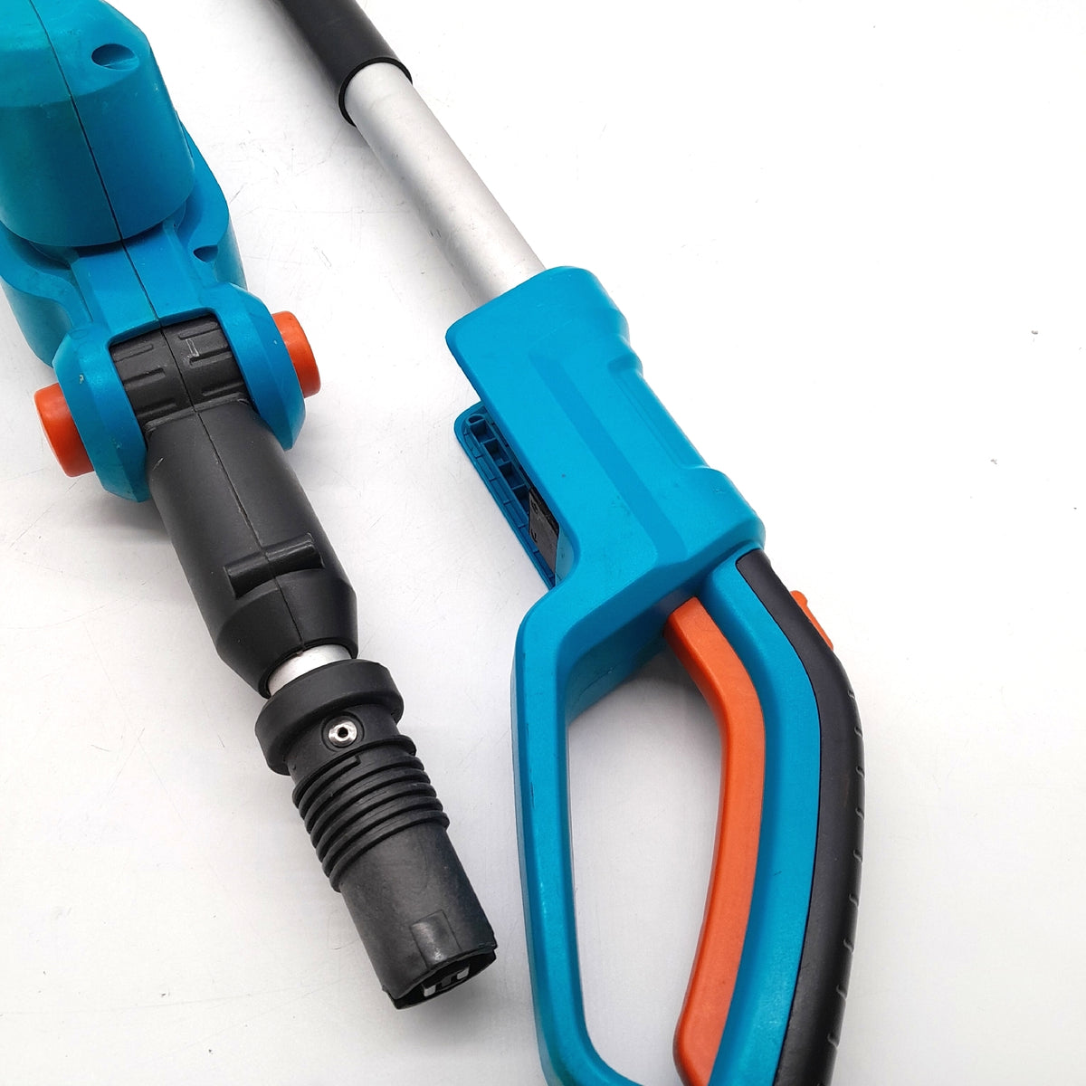 Gardena Teleskop Heckenschere Gartengeräte THS 42 18V kraftvoll