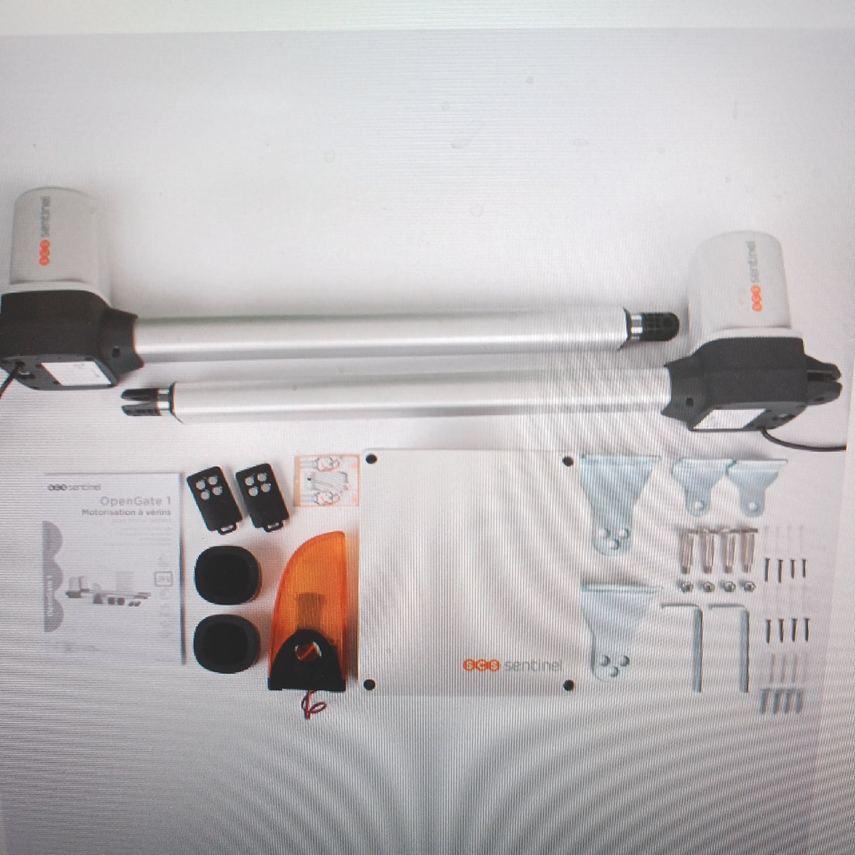 SCS Sentinel, MVE0100, Motorantrieb für Drehflügeltore, 24V, 2 Fernbedi - Defekt