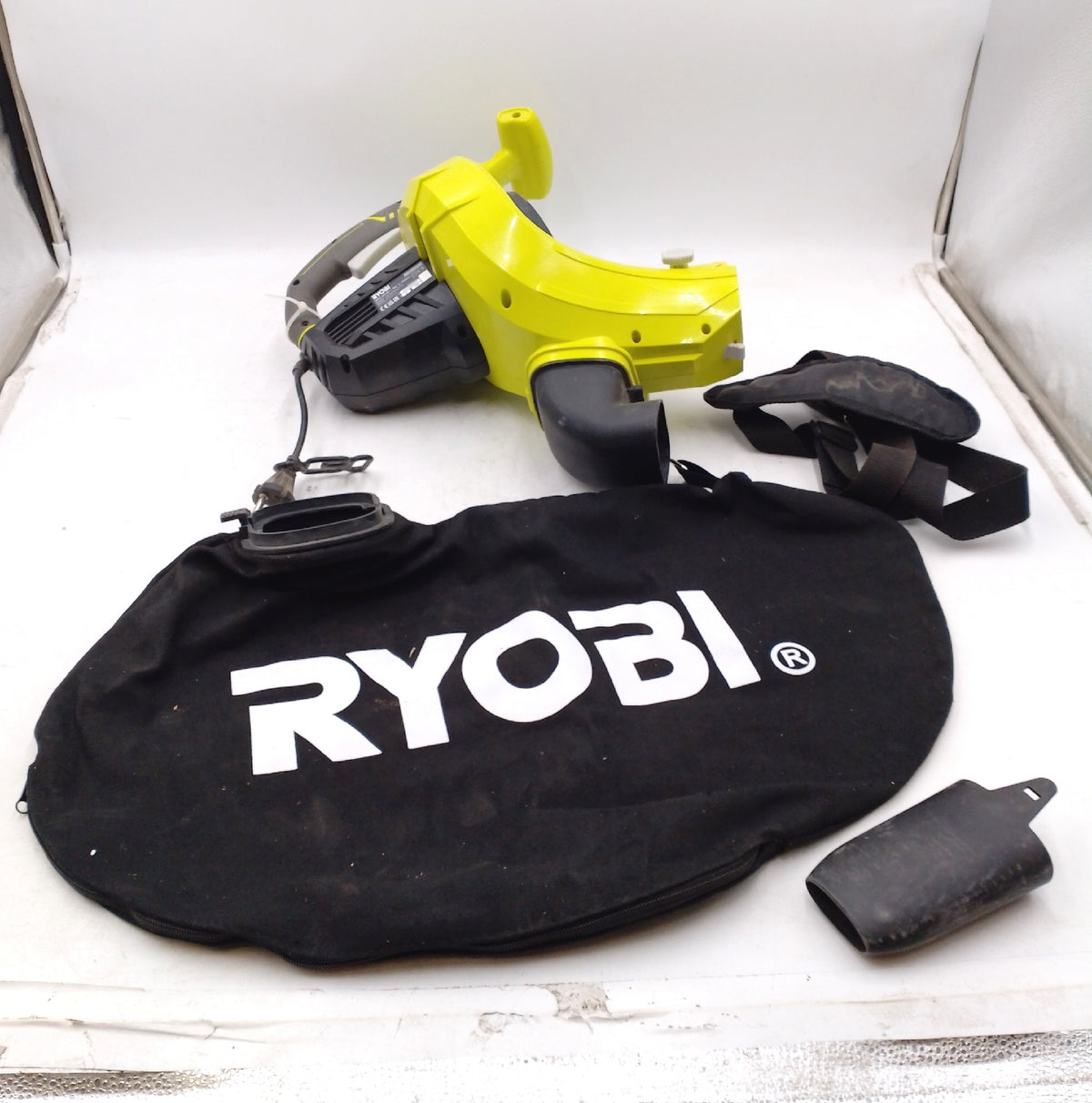 Ryobi Elektro Laubsauger RBV3000CESV 3000 W Blasro