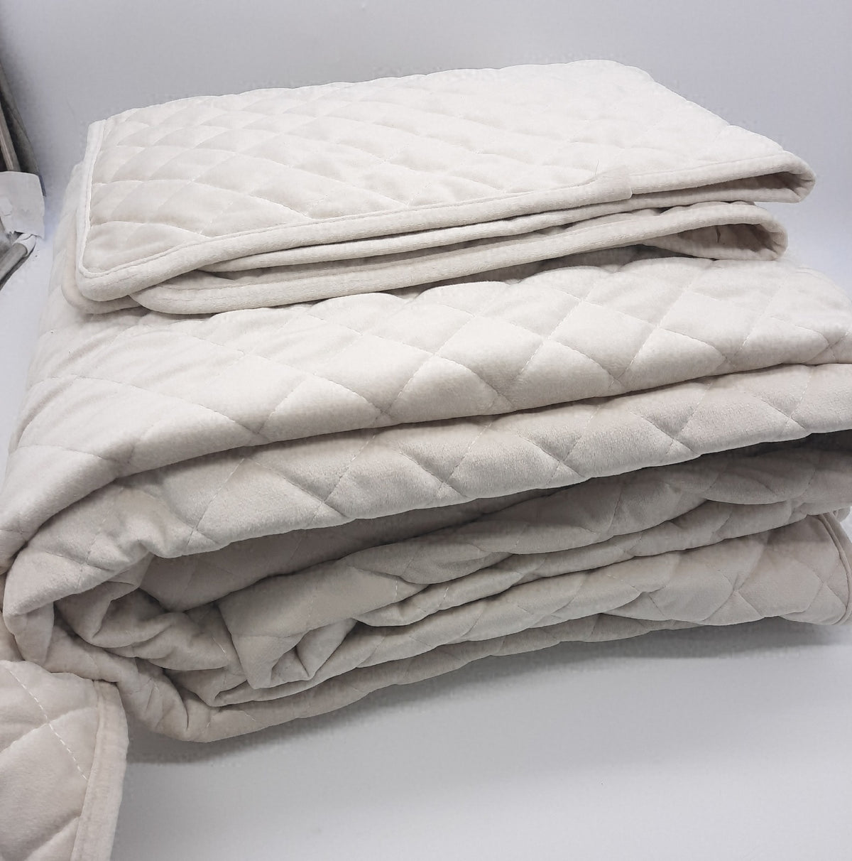 Deco JS0559240W Abdeckset 3 teilig Alegra Beige 240x260cm 50x70cm Bettwaren