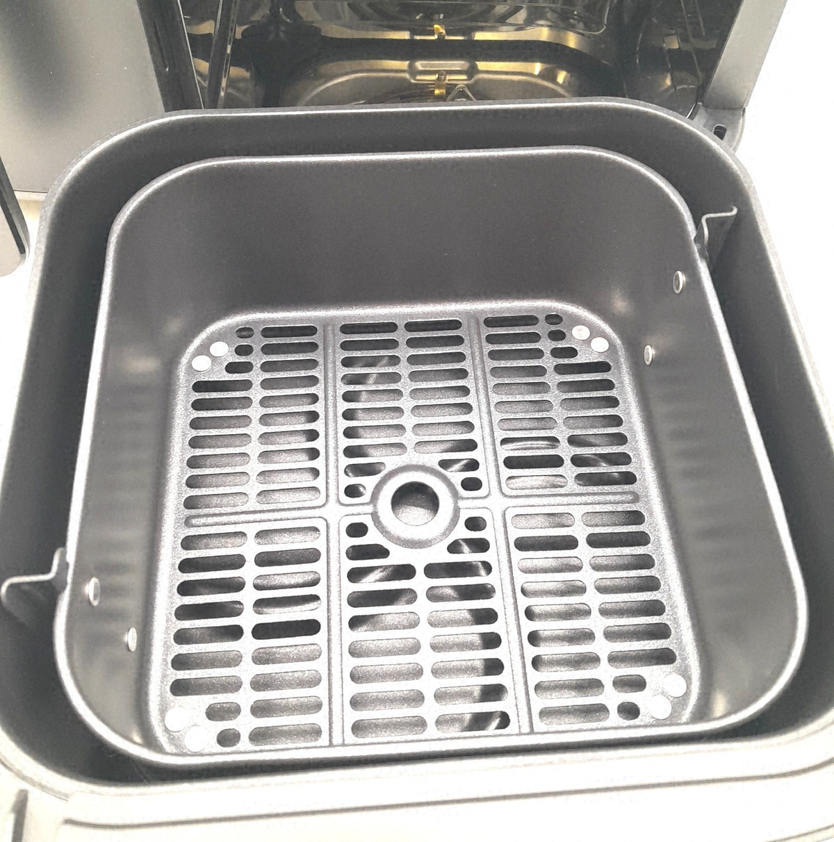 Philips Airfryer 5000 Series mit Doppelter Mand Met Stoom 9L Gehaeuse Gebrochen Transportschaden
