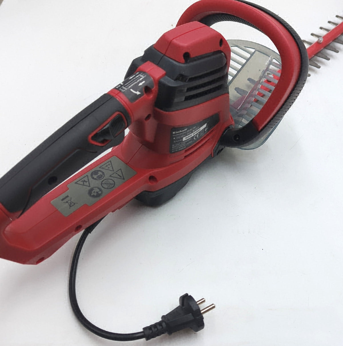 Einhell Elektro Heckenschere GE EH 7067 700 W 67 cm defekt ohne