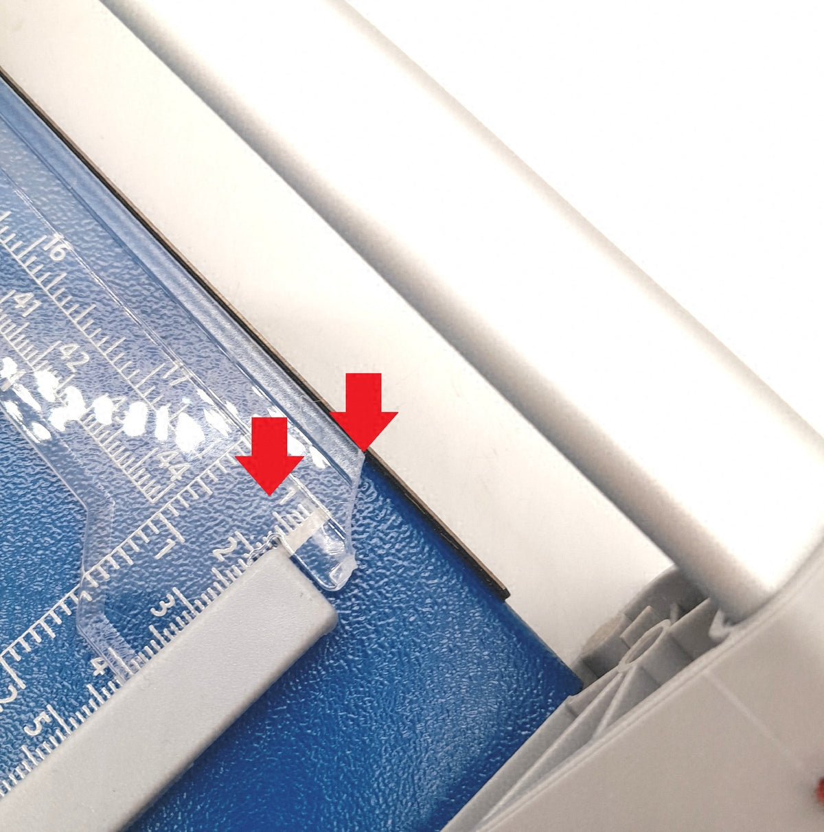 Dahle Papierschneider Modell 508 Plaste etwas abgebrochen Gebrauchter Zustand siehe Bild