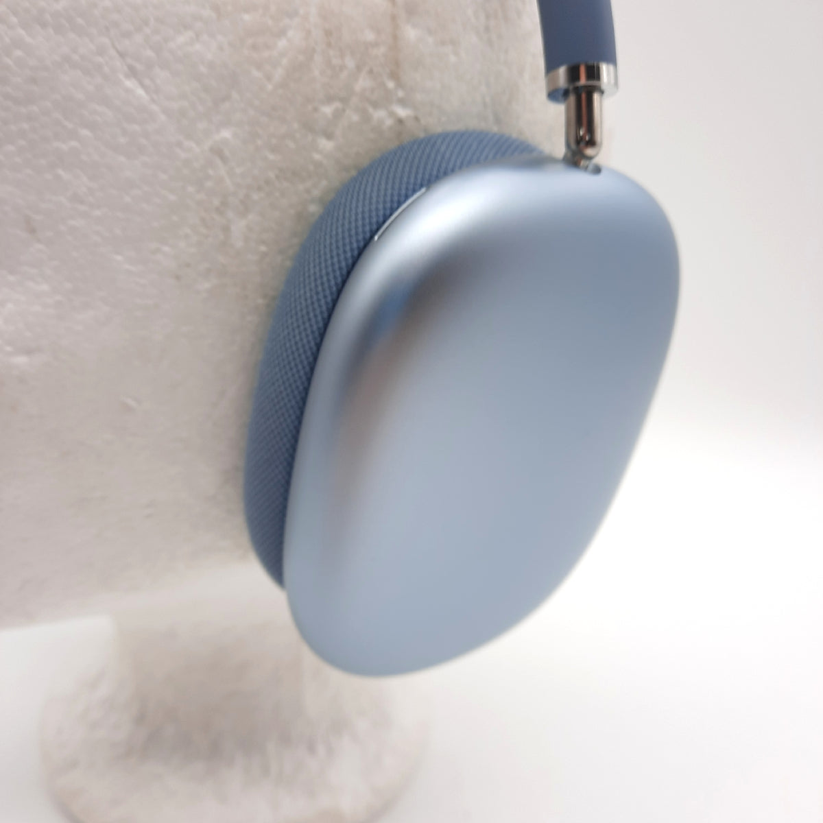 Apple AirPods Max kabellose Over Ear Kopfhörer aktive Geräuschunterdrückung Transparenzmodus USB C Ladecase Blau