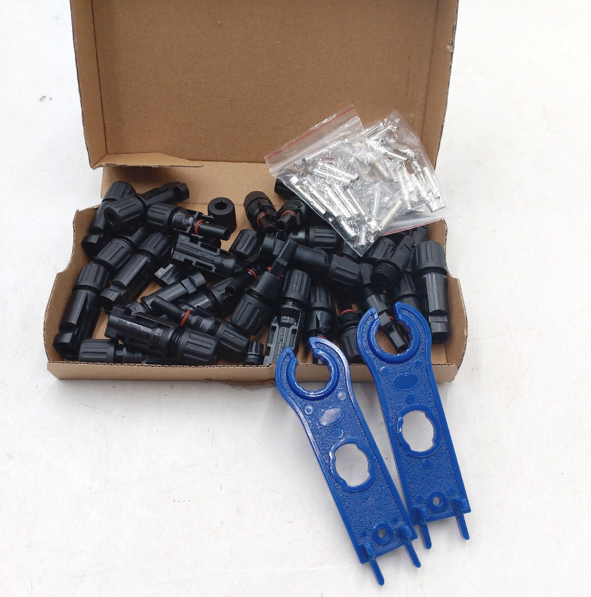 solartronics 16 Paar Solarstecker Männlich Weiblich Solarpanel Kabelstecker IP67 Schutzklasse