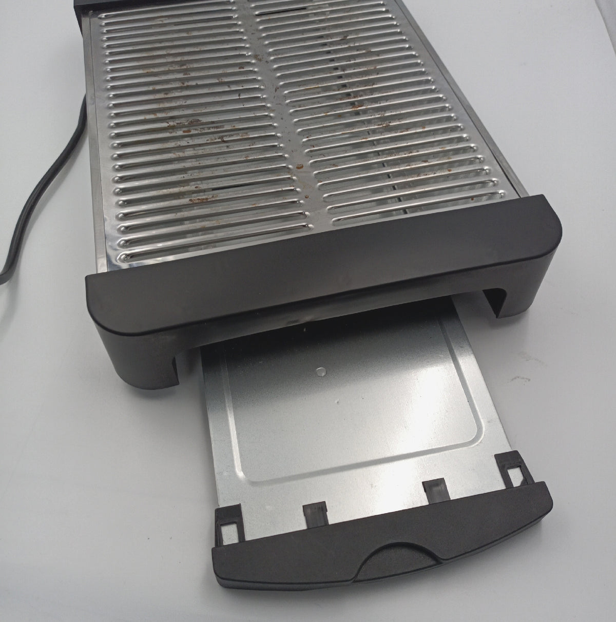 Ufesa Flacher Toaster Barley 900W 3 Quarz Heizelemente Edelstahl XL 4 Scheiben 7 Stufen Krümelschublade