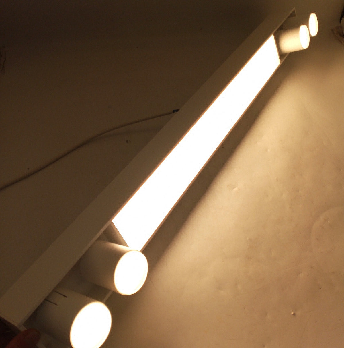 Philips Hue Centris 4er Spotleuchte Innenbeleuchtung weiss LED Deckenleuchte moderne Beleuchtung