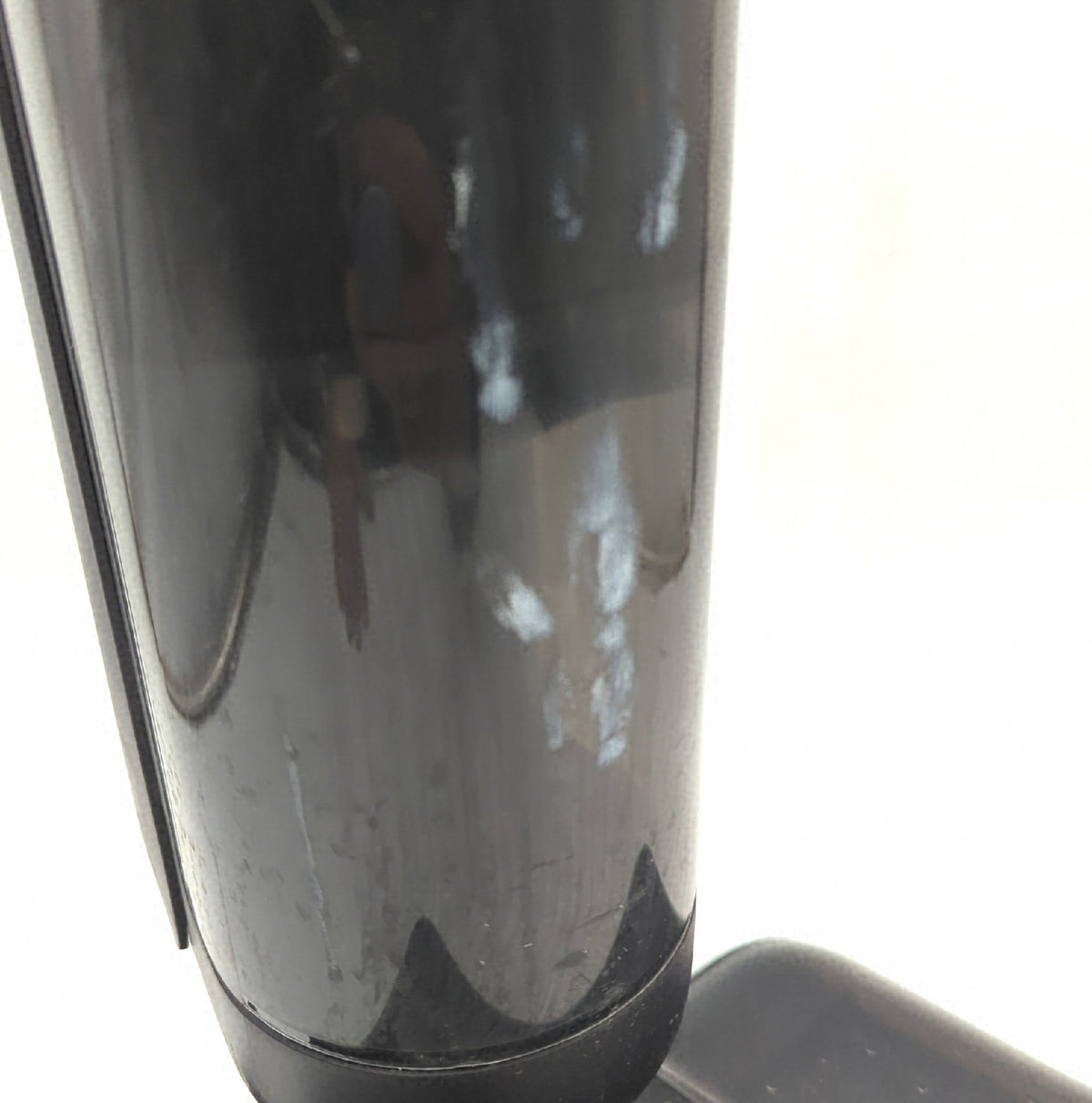Dreame Pro FlexReach Nass Trockensauger Flaches 180 Grad Design sichtbare Gebrauchsspuren