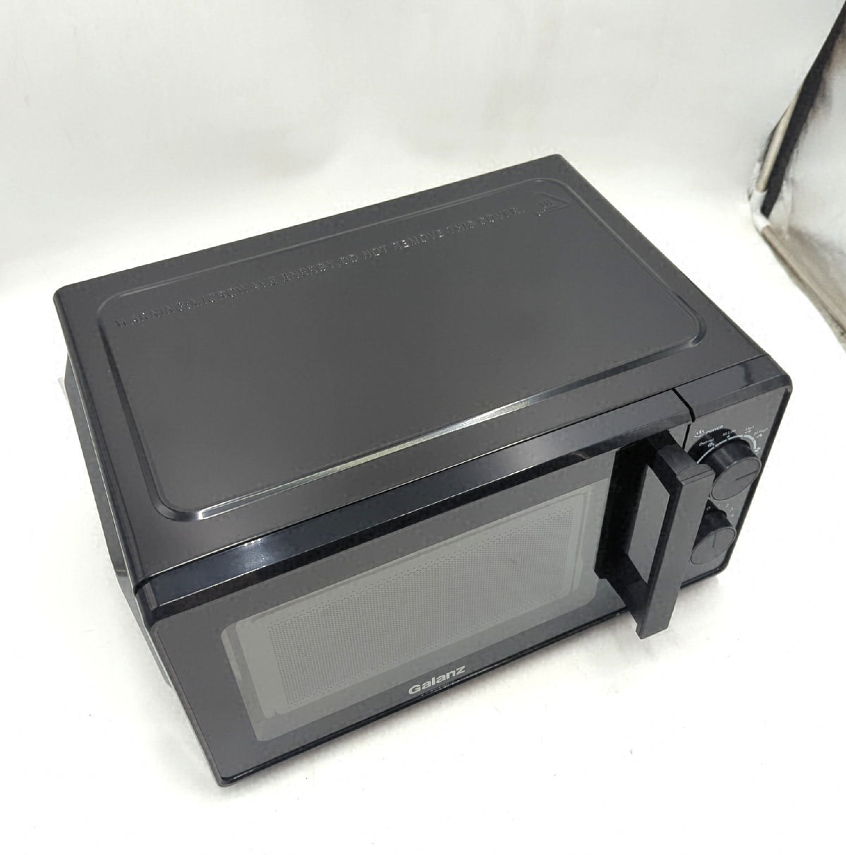 Galanz Mikrowelle freistehend 20 L 700 W Schwarz mit Drehteller kompakt und praktisch