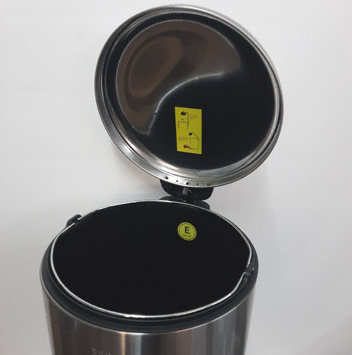 EKO Serene Küchenmülleimer 30 Liter mit Pedal Abfalleimer Müllbehälter Kucheneimer