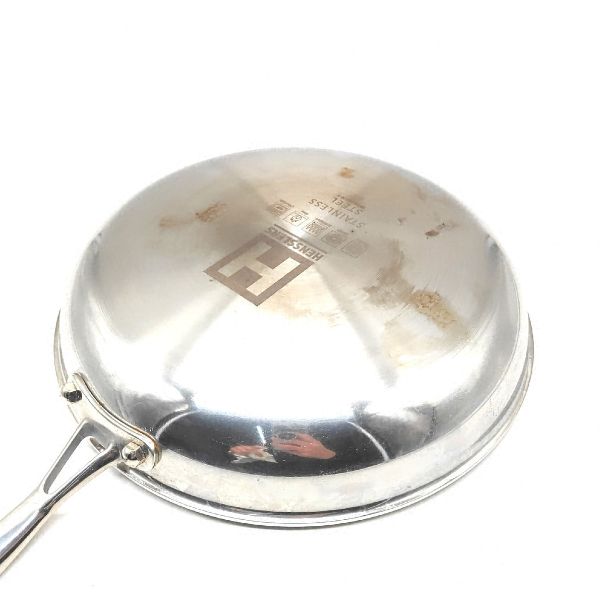 HENSSLERS Edelstahl Pfanne 28 cm Keramikbeschichtung mit Holzkochlöffel Unterseite fleckig
