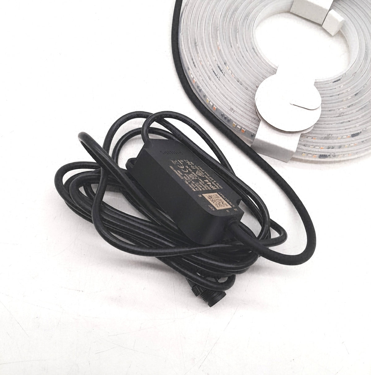 Philips Hue Flux Outdoor LED Lightstrip unvollständig Stecker fehlt