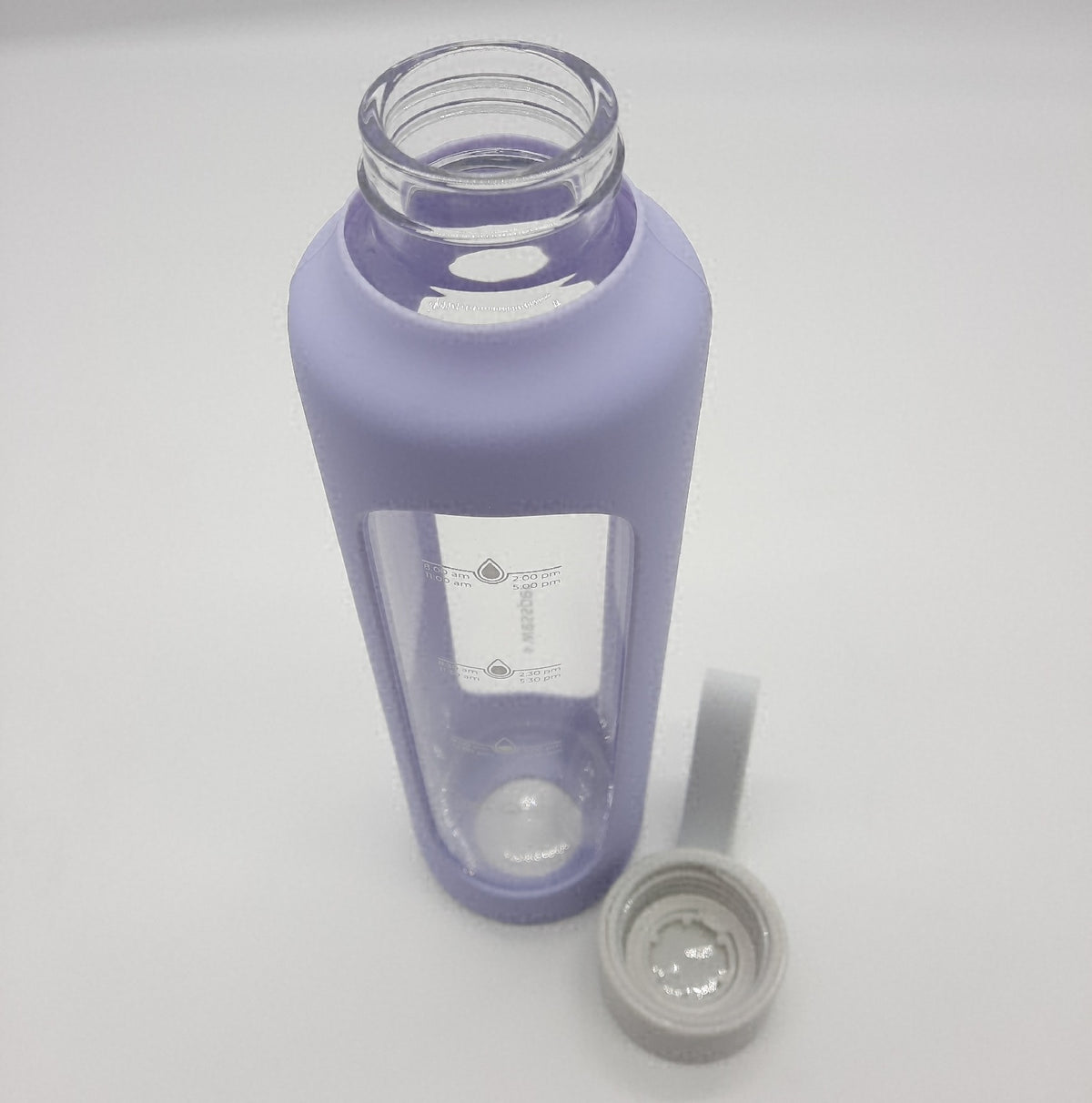 Wessper Trinkflasche Glas 500ml Violett mit Hydrationsskala robuste Glasflasche