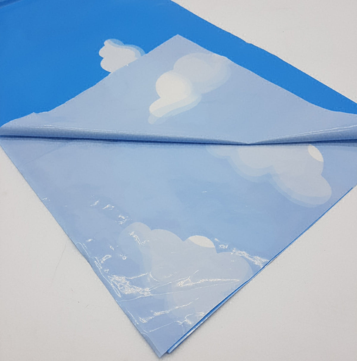 Pack Geschichte Geburtstag Tischtuch 137x274cm blauer Himmel weiße Wolke 4er Set