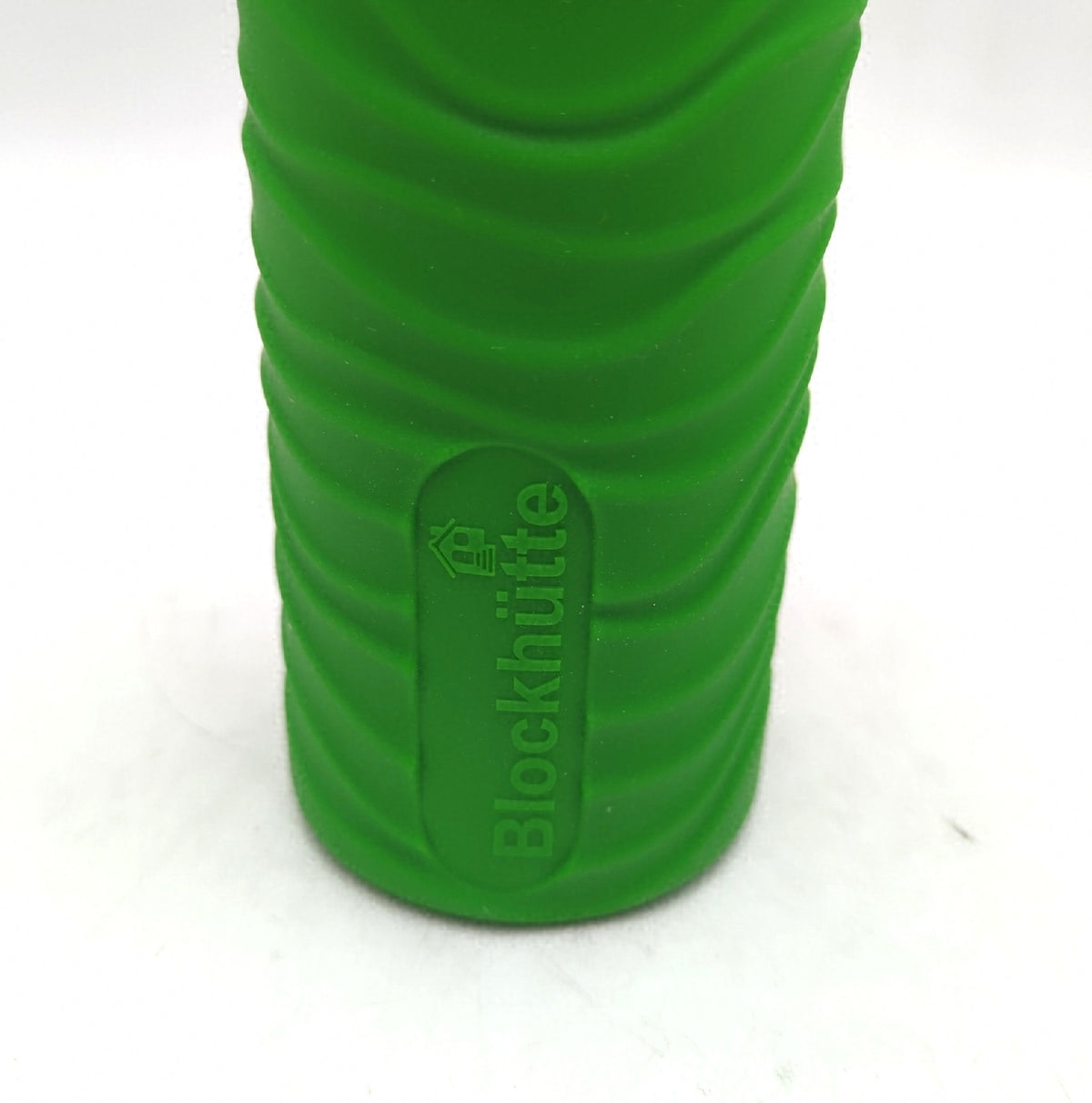 Blockhütte khütte Wasserflasche Edelstahl 750 ml mit Silikonhülle Trinkflasche dicht robust
