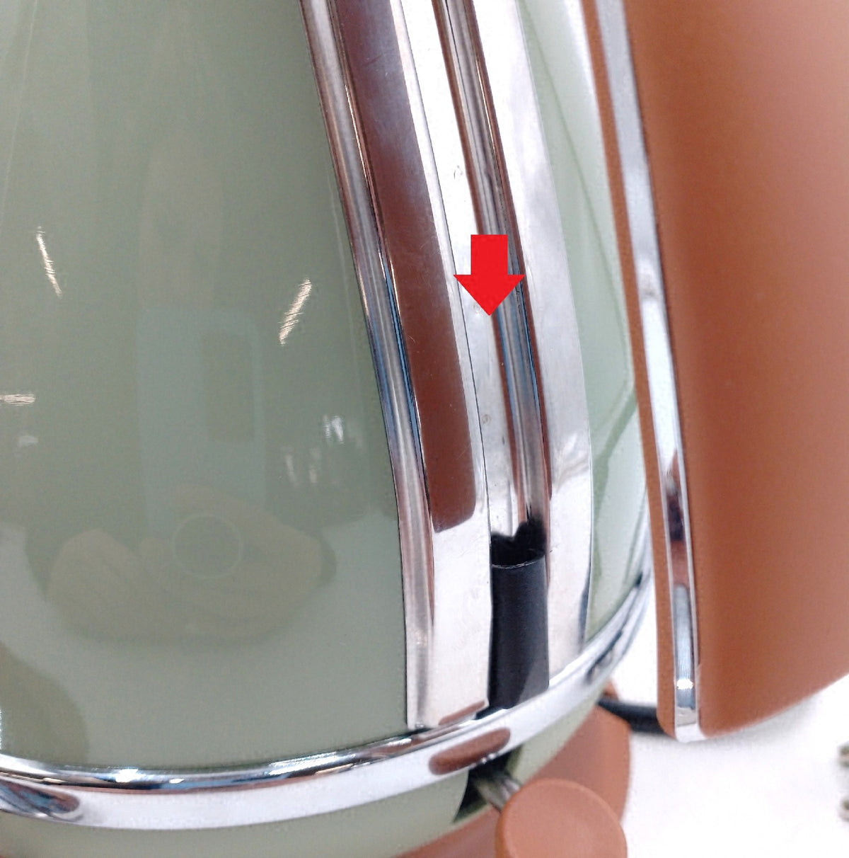 DeLonghi Wasserkocher Icona Vintage KBOV2001GR 17L Wasseranzeige